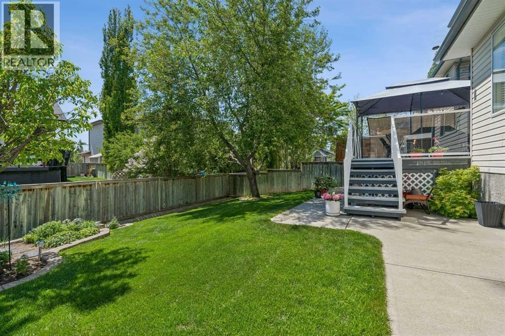 115 Cove Crescent — photo 16