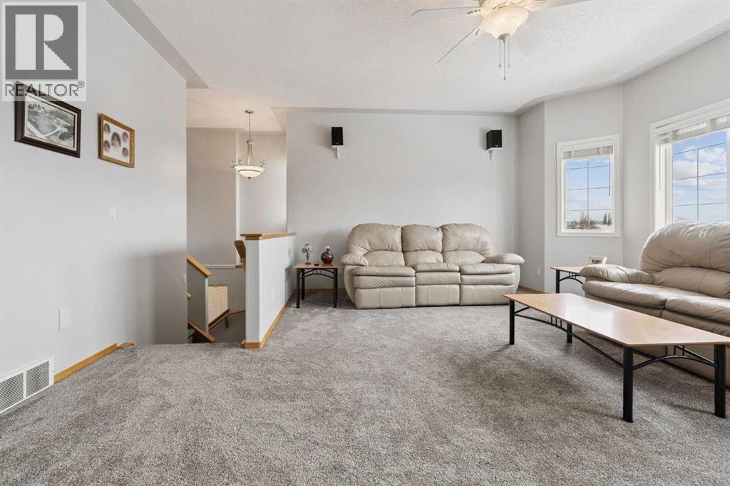 115 Cove Crescent — photo 18