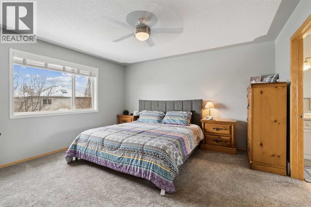 115 Cove Crescent — photo 24