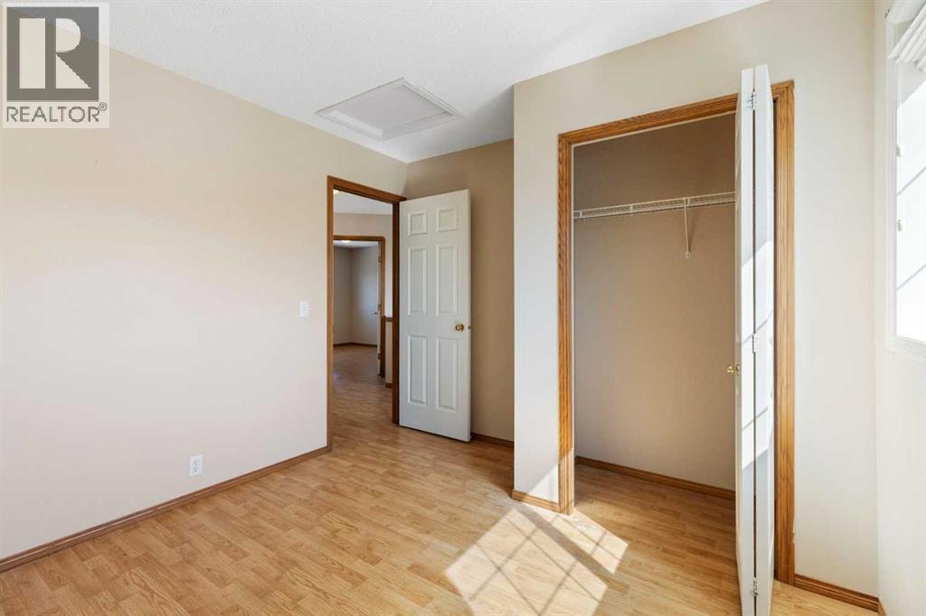 205 Scotia Point NW — photo 20