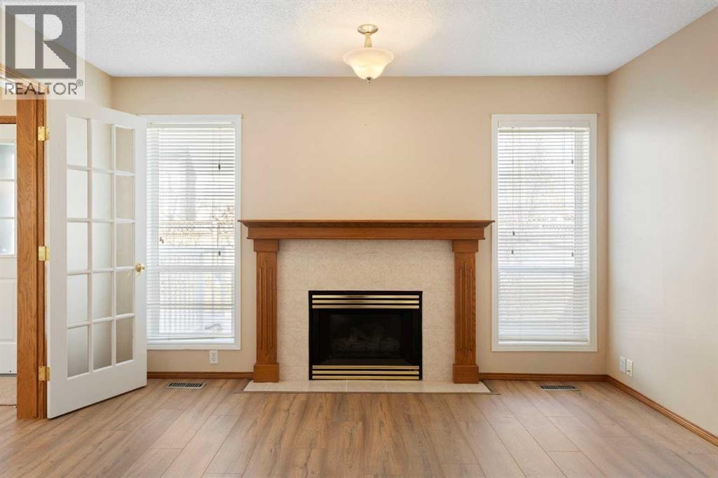 205 Scotia Point NW — photo 6