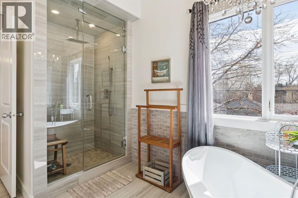 2405 Bowness Road NW — photo 30