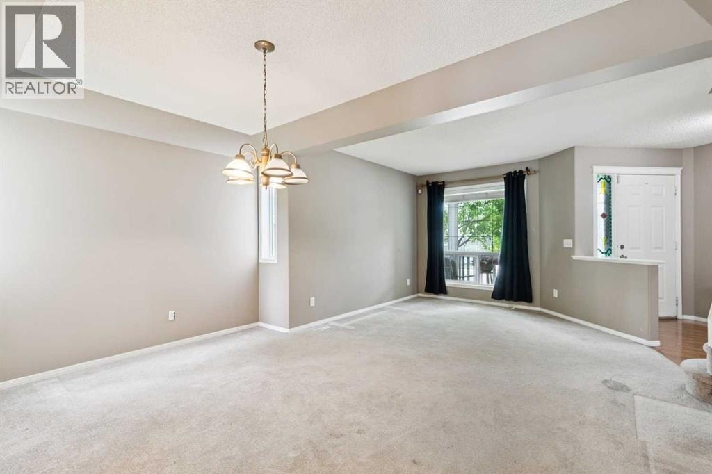 36 Valley Stream Close NW — photo 9