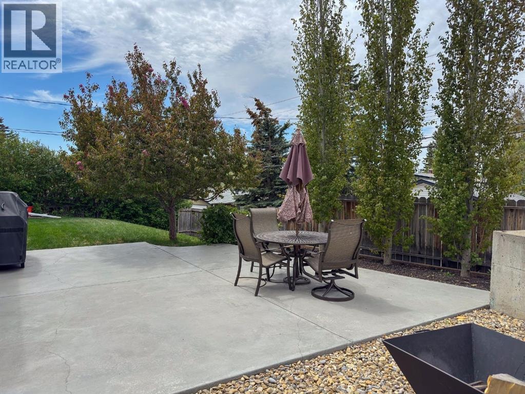 5839 Dalkeith Hill NW — photo 5
