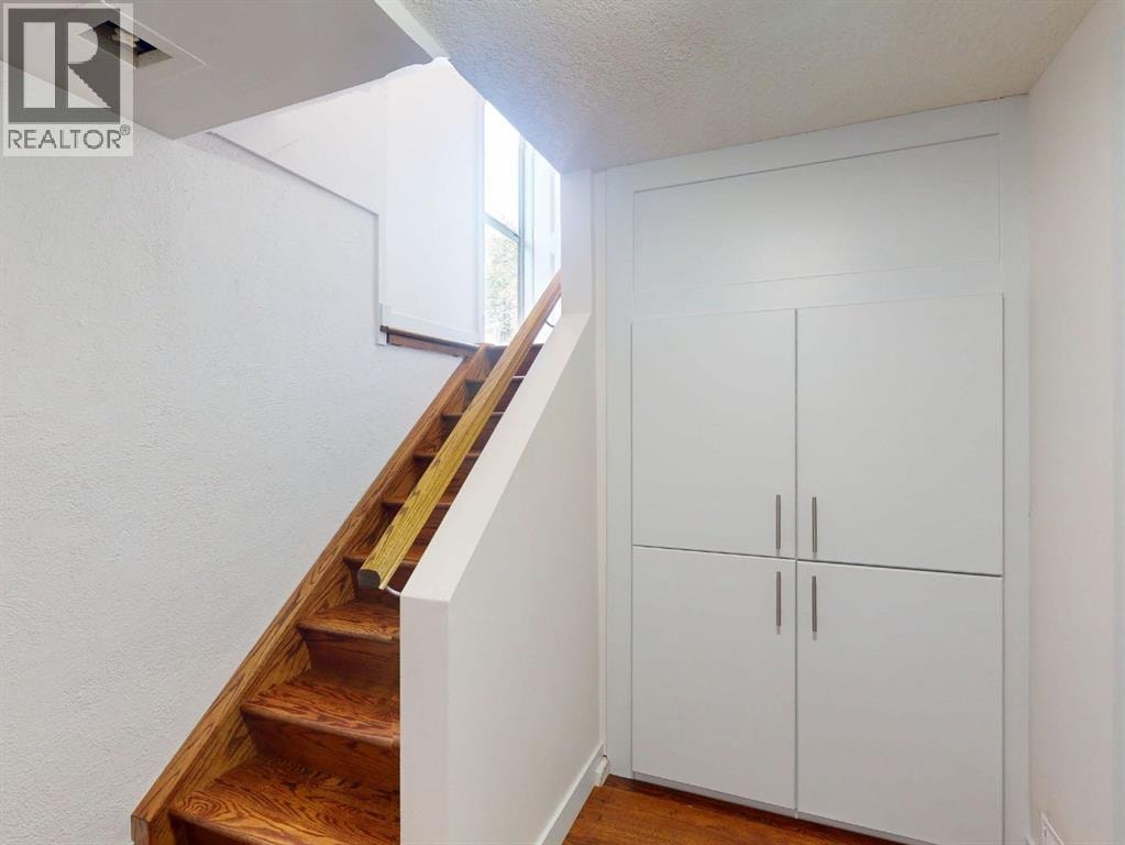5839 Dalkeith Hill NW — photo 36