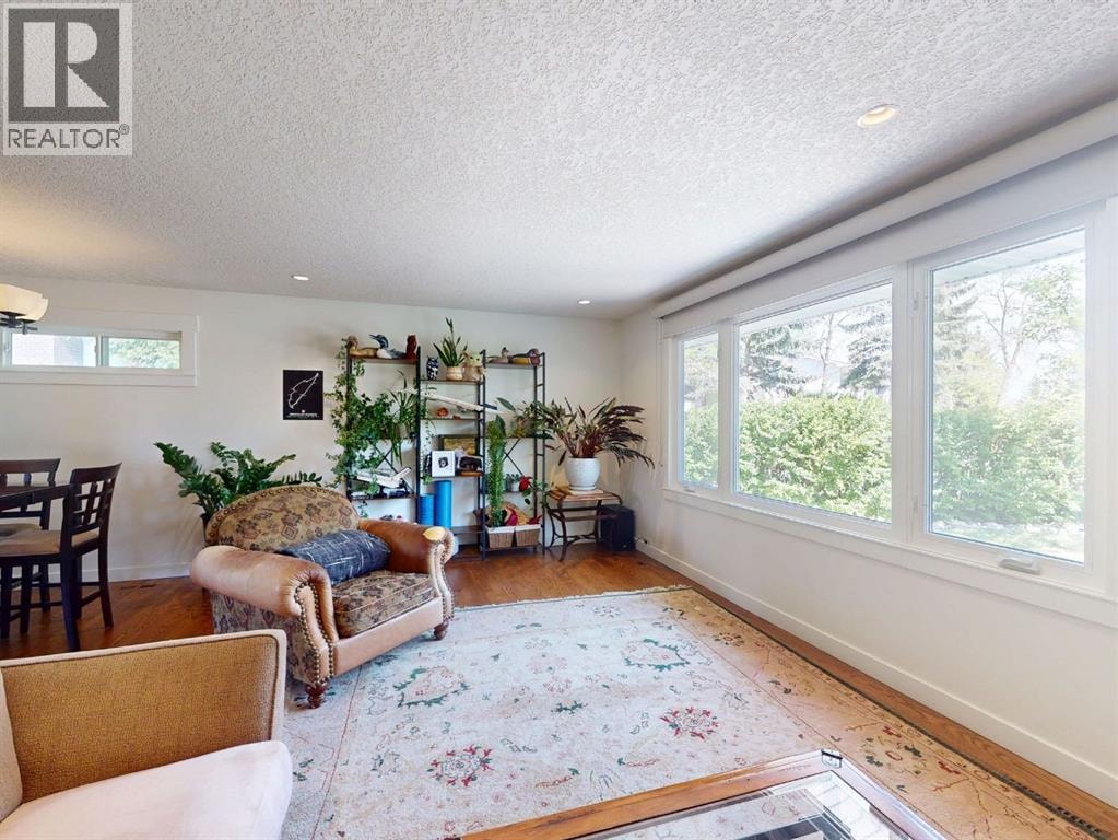 5839 Dalkeith Hill NW — photo 19