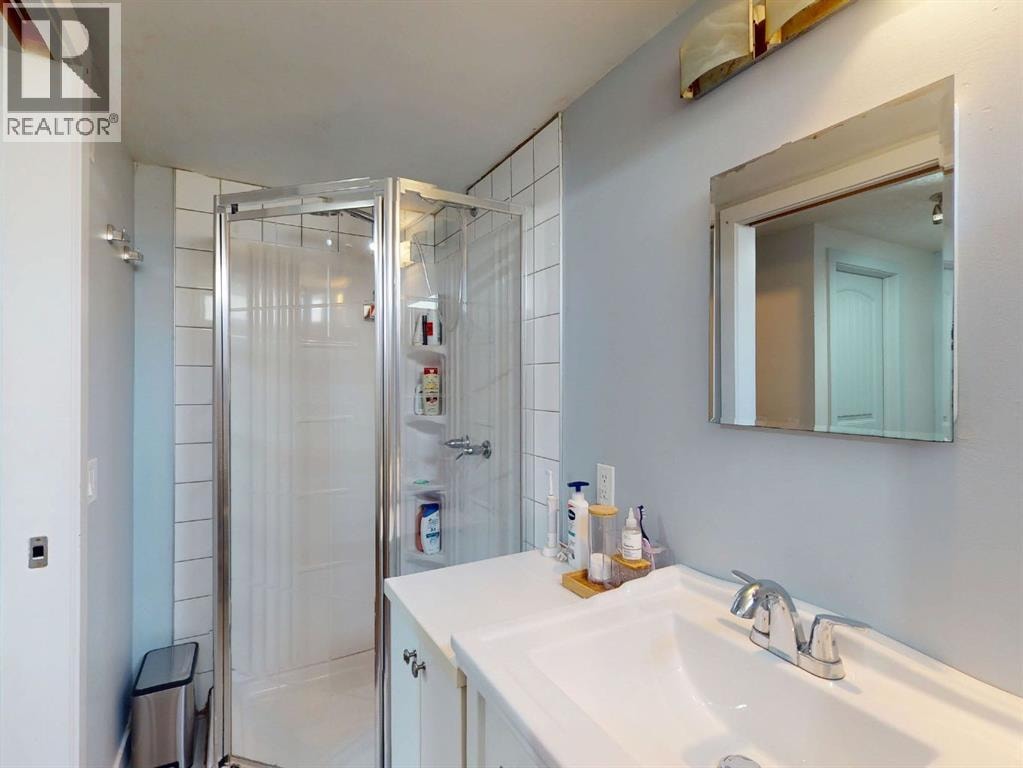 5839 Dalkeith Hill NW — photo 38