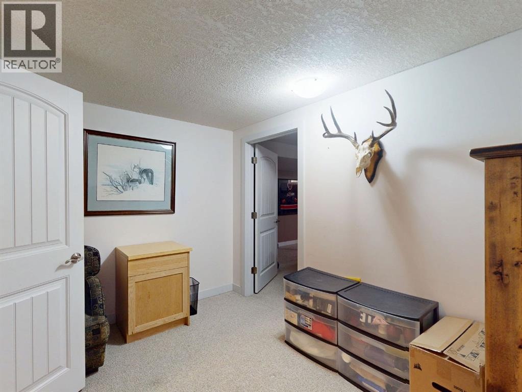 5839 Dalkeith Hill NW — photo 40