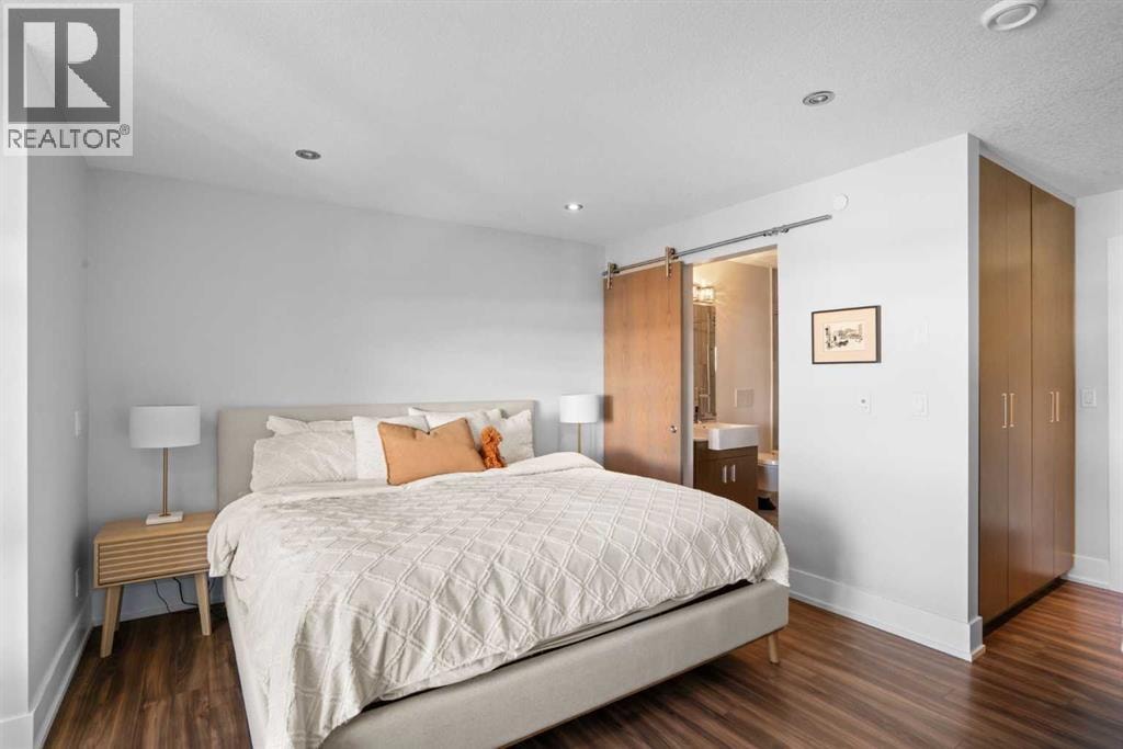 1511 23 Avenue SW — photo 32