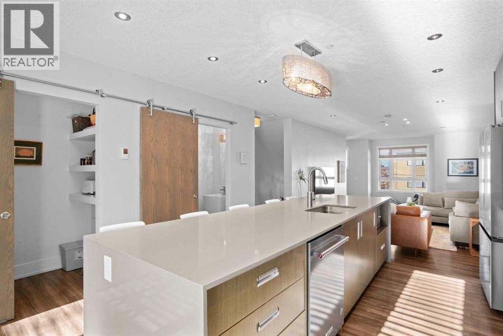 1511 23 Avenue SW — photo 13