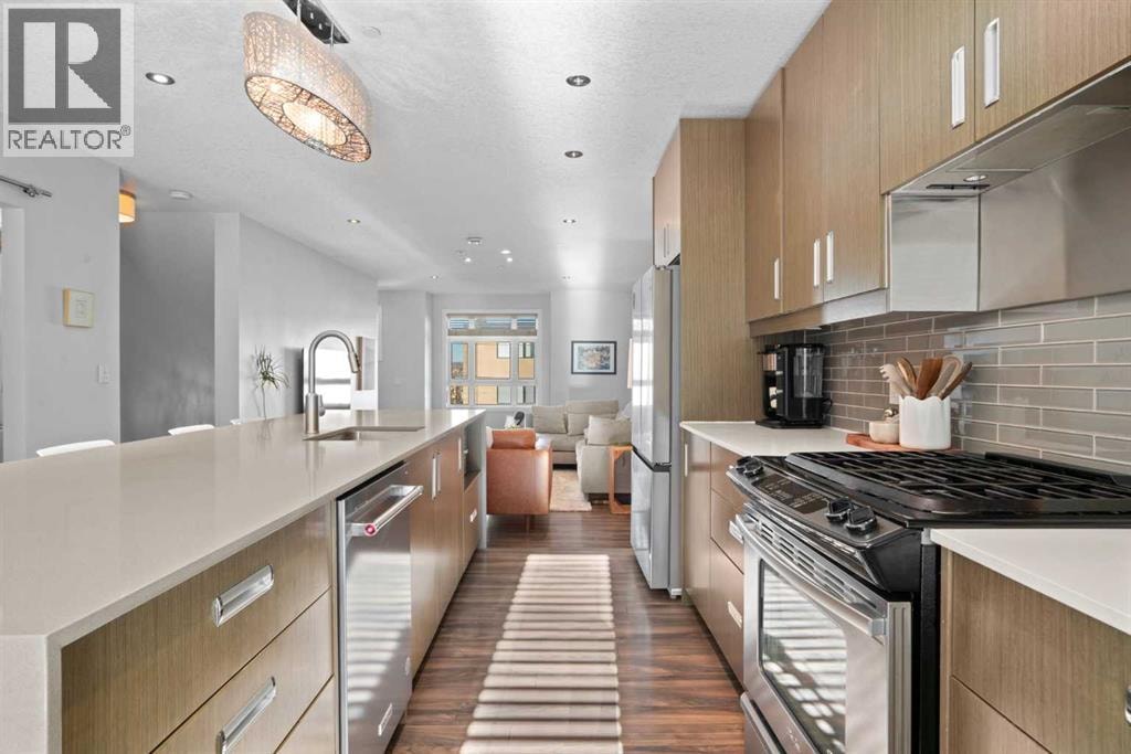 1511 23 Avenue SW — photo 12