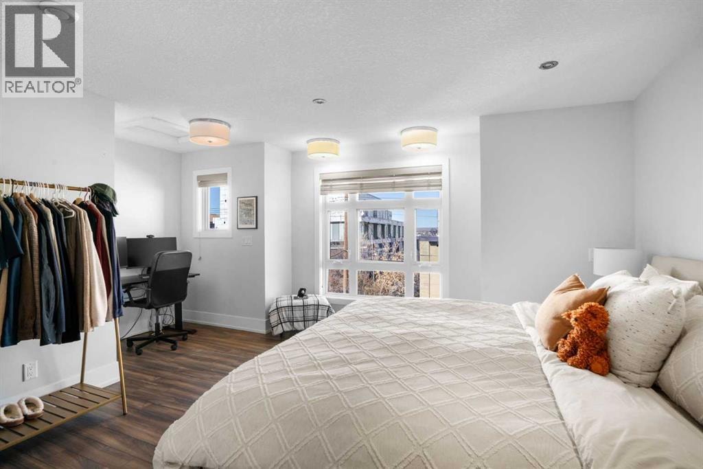 1511 23 Avenue SW — photo 33