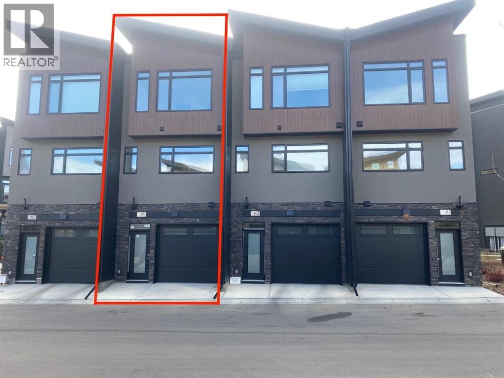 85 Royal Elm Green NW — photo 23