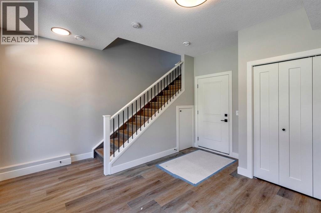 85 Royal Elm Green NW — photo 5