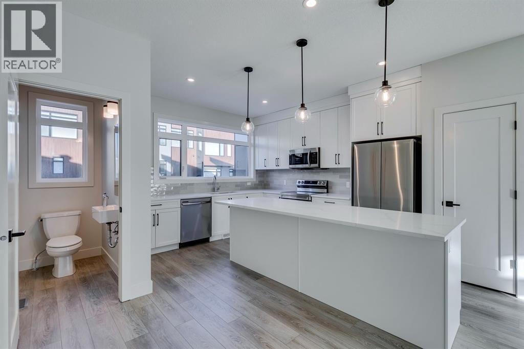 85 Royal Elm Green NW — photo 6