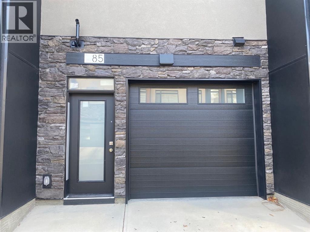 85 Royal Elm Green NW — photo 24