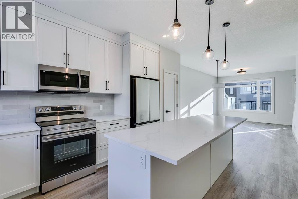 85 Royal Elm Green NW — photo 10