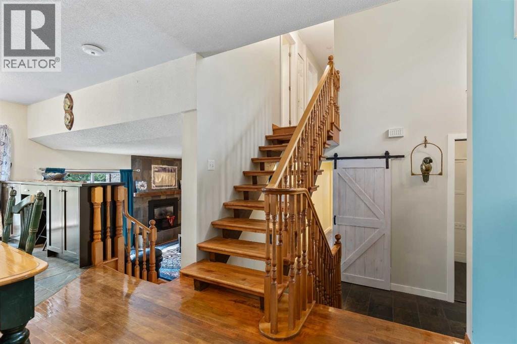51 Redwood meadows Drive — photo 24