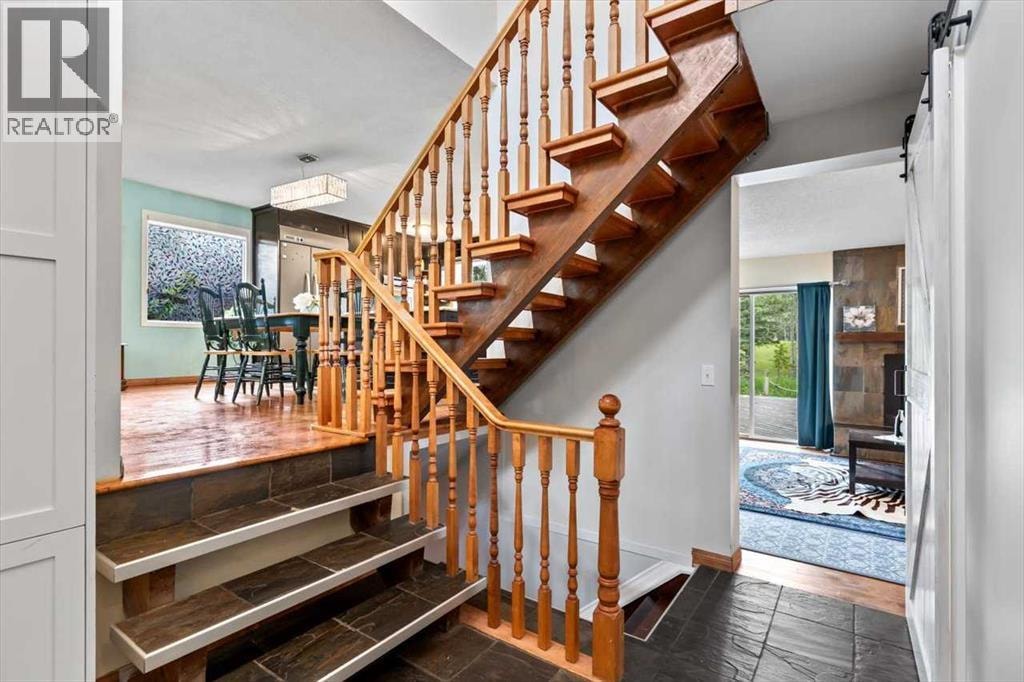 51 Redwood meadows Drive — photo 11