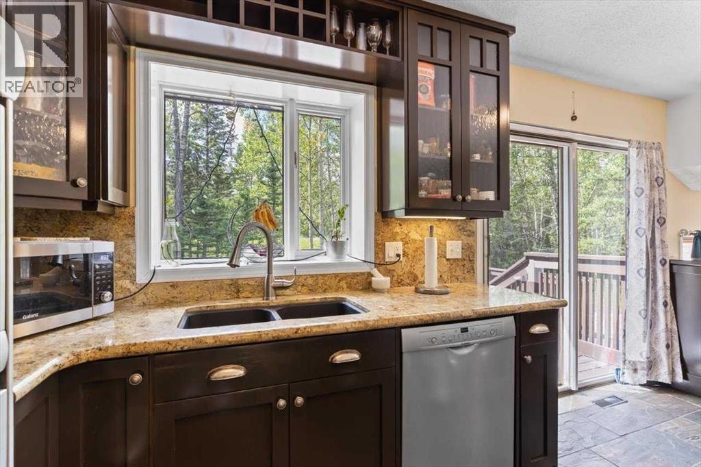 51 Redwood meadows Drive — photo 18