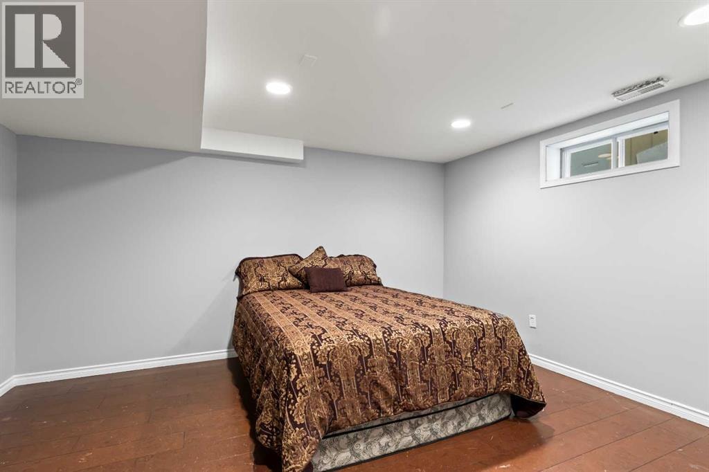 51 Redwood meadows Drive — photo 33