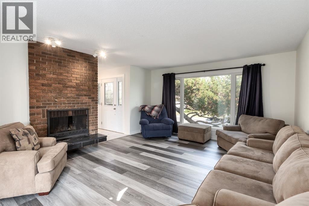 207 Whiteview Bay NE — photo 10