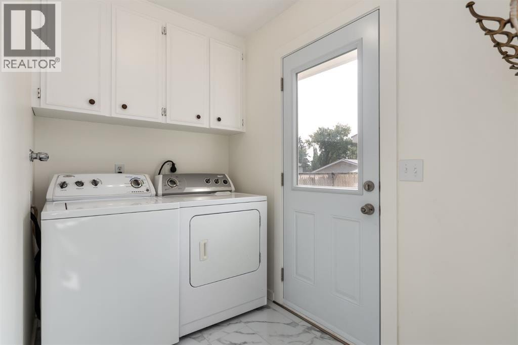 207 Whiteview Bay NE — photo 12