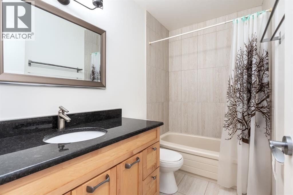 207 Whiteview Bay NE — photo 21