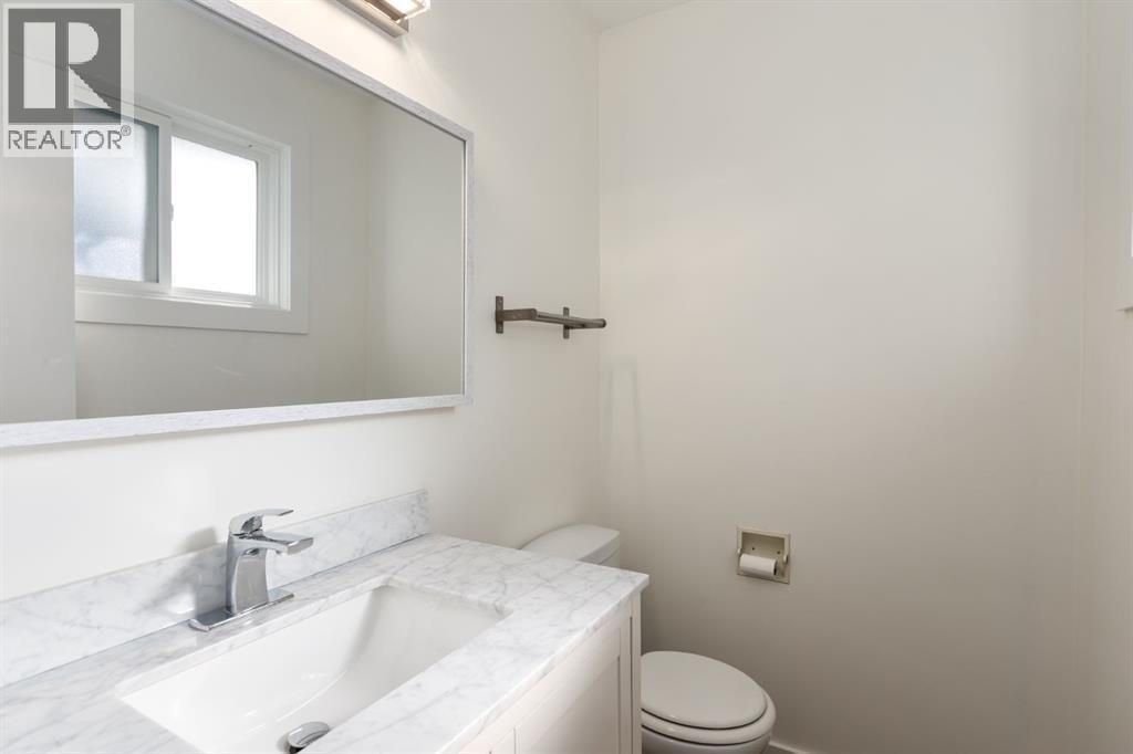 207 Whiteview Bay NE — photo 16