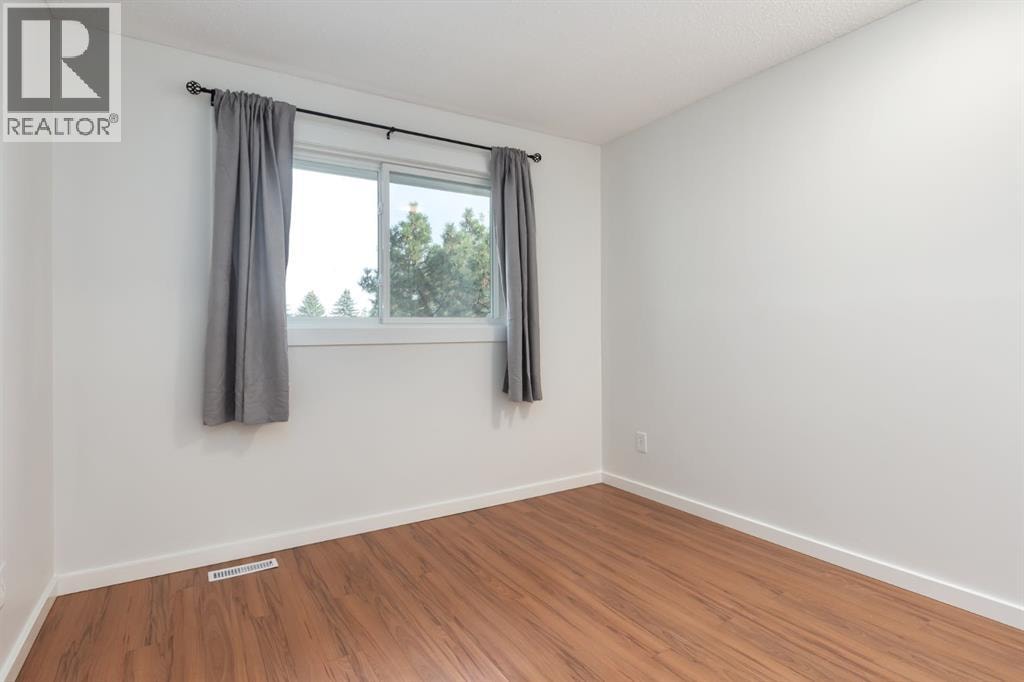 207 Whiteview Bay NE — photo 19