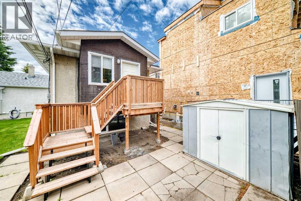 7312 36 Avenue NW — photo 30