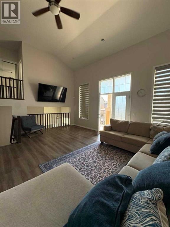 46 Cityside Gardens NE — photo 12