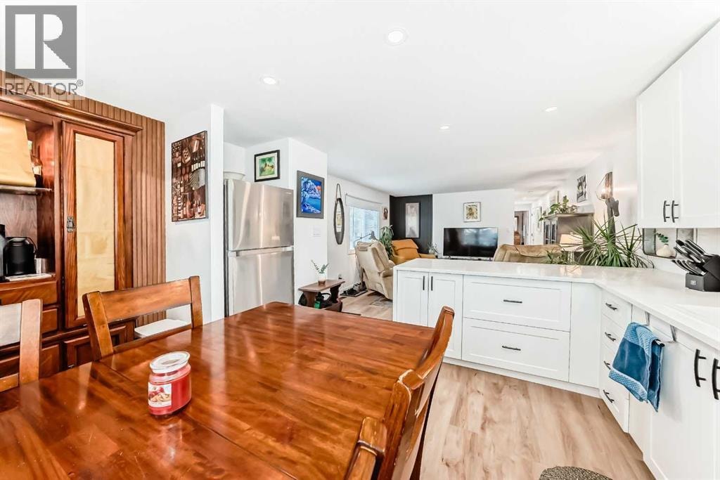 189, 99 Arbour Lake Road NW — photo 21