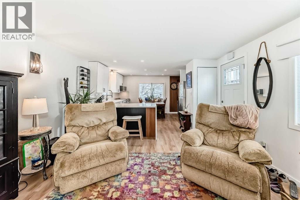 189, 99 Arbour Lake Road NW — photo 8