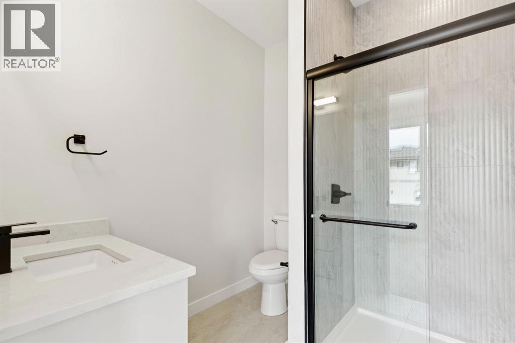 4307 30 Avenue SW — photo 17