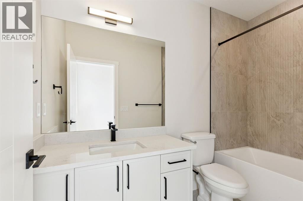 4307 30 Avenue SW — photo 15