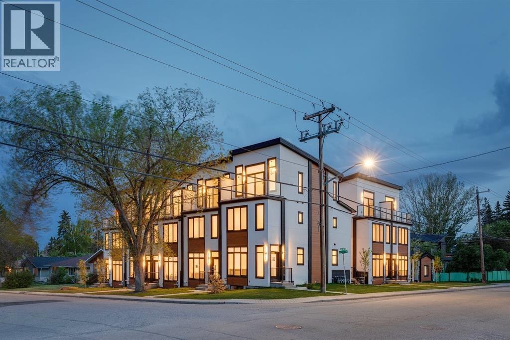 4307 30 Avenue SW — photo 1