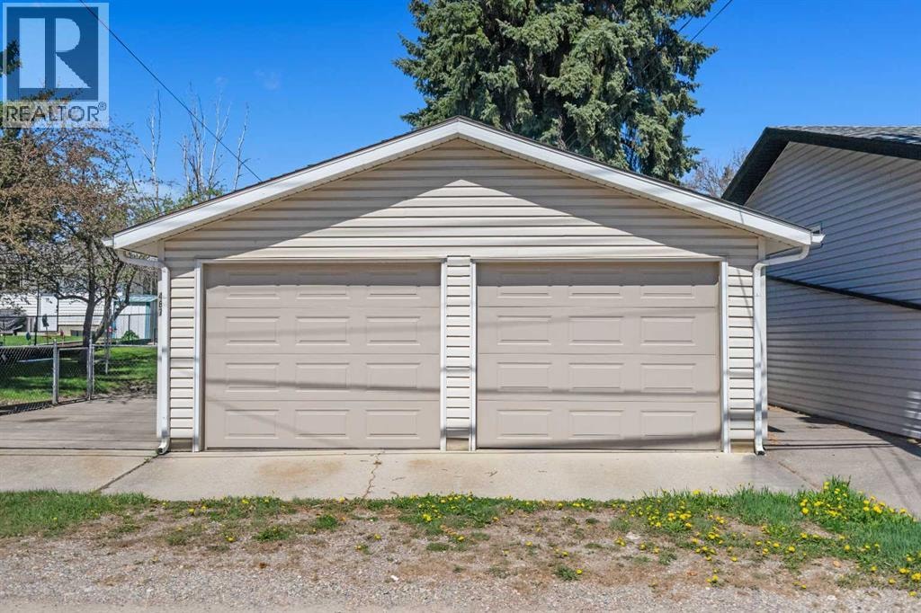 487 Arlington Drive SE — photo 44