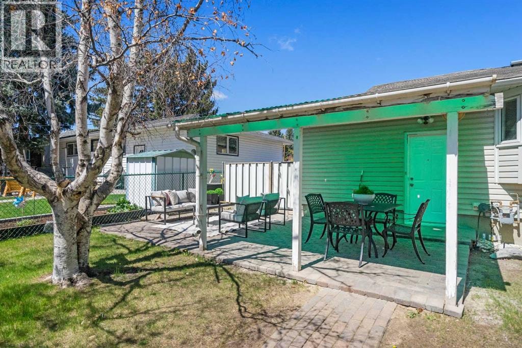 487 Arlington Drive SE — photo 37