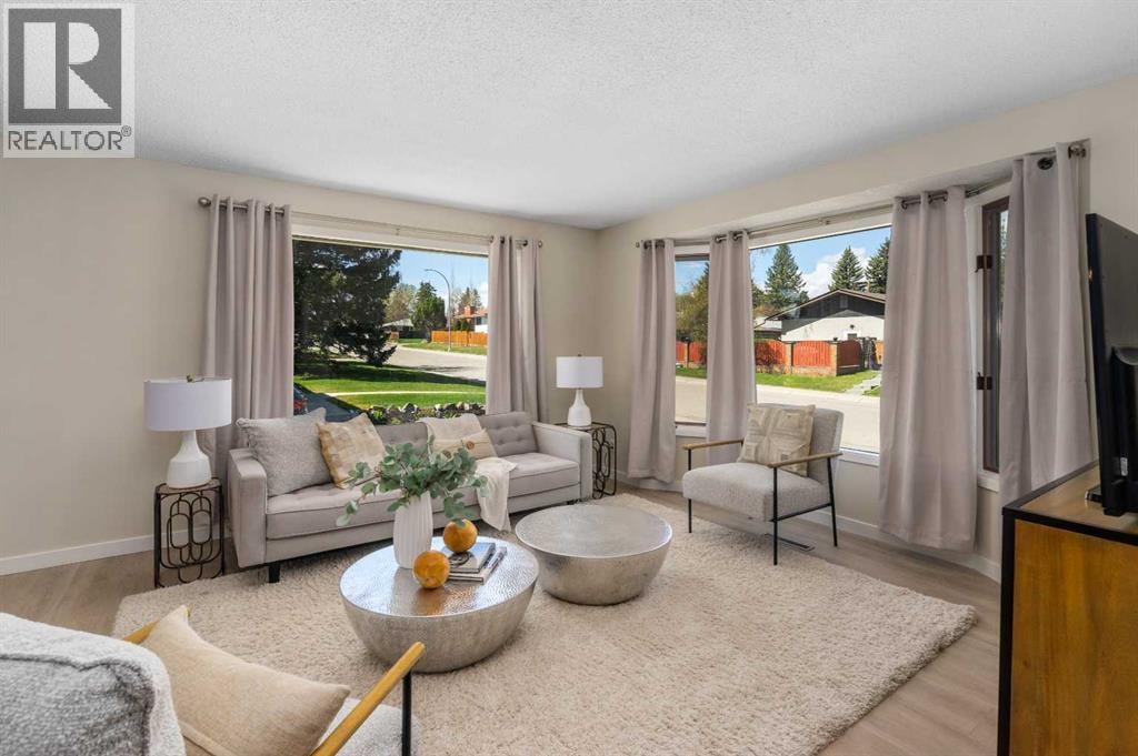 487 Arlington Drive SE — photo 10