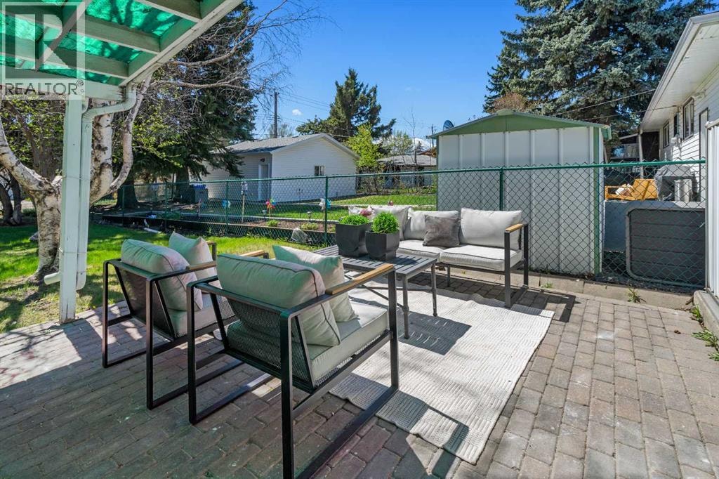 487 Arlington Drive SE — photo 35