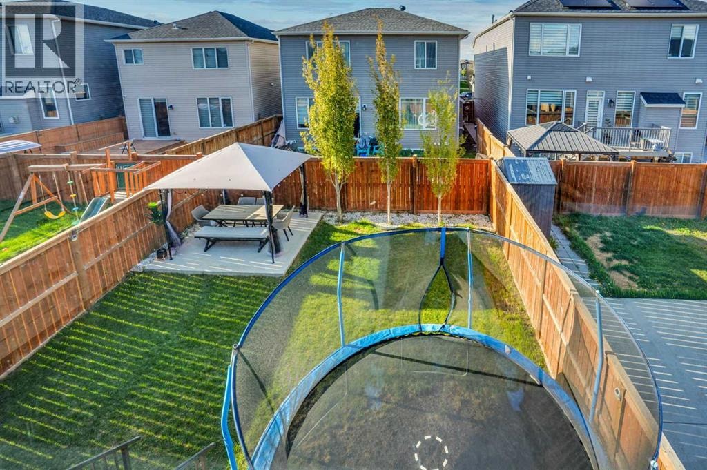 28 Carringsby Avenue NW — photo 48
