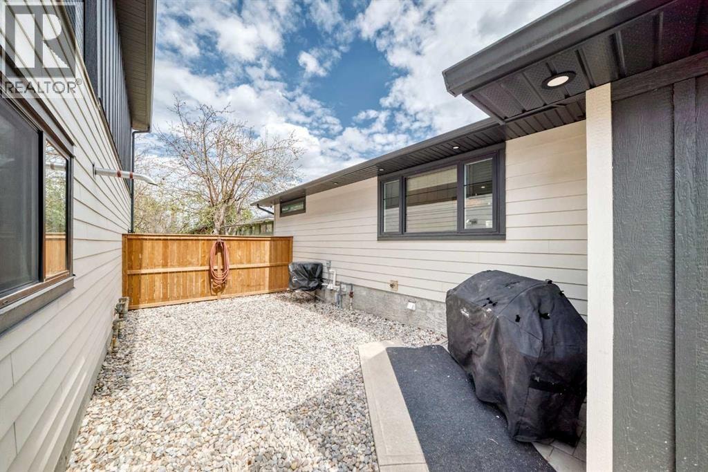 19 Mackay Drive SW — photo 35