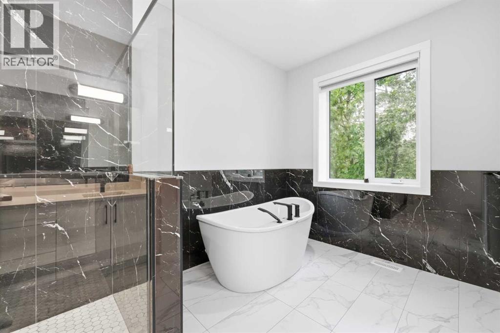 105 Rockhaven Green NW — photo 28