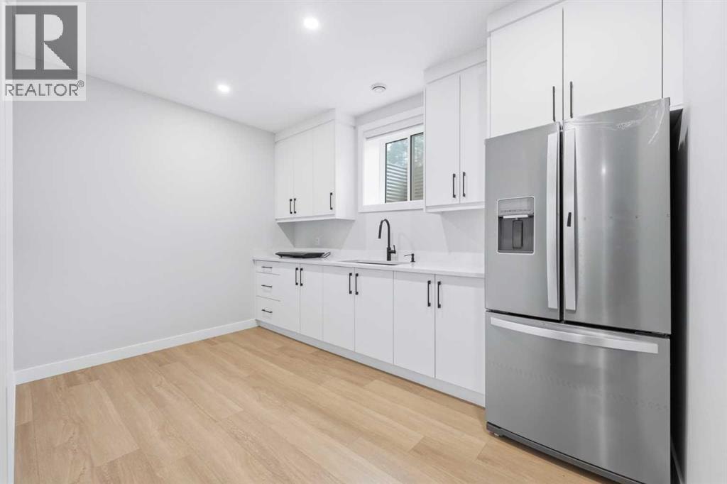 105 Rockhaven Green NW — photo 40