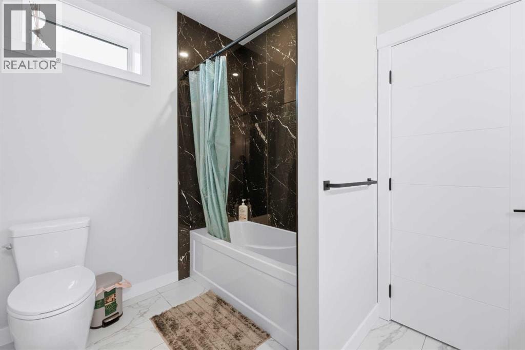 105 Rockhaven Green NW — photo 35