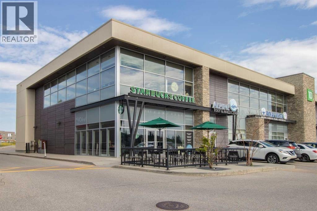 112 Royal Oak Gardens NW — photo 38