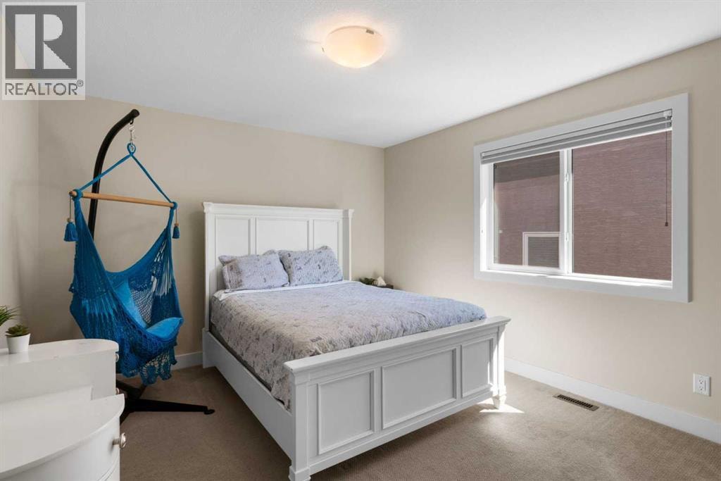 134 Masters Point SE — photo 26