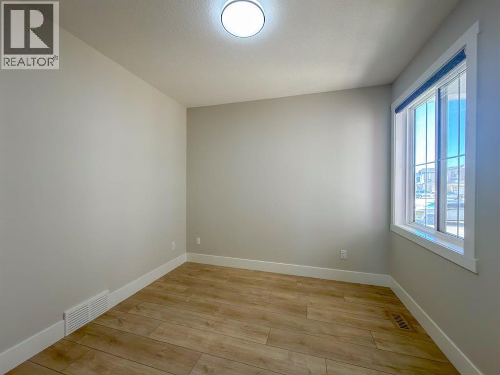 132 Belvedere Drive SE — photo 8