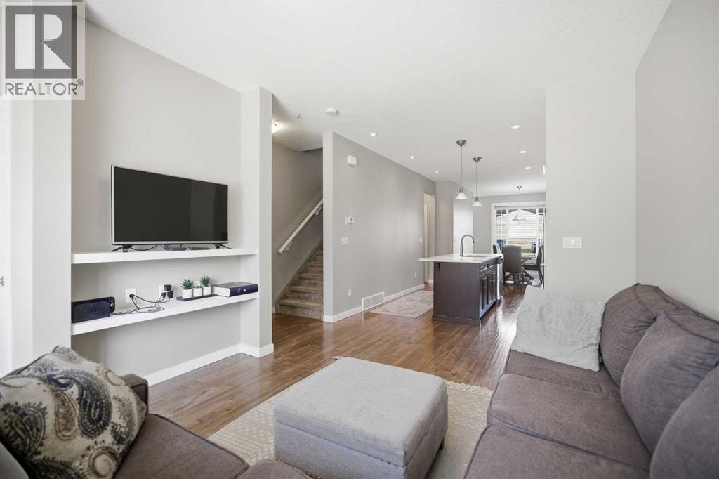 1118 Limit Avenue — photo 5
